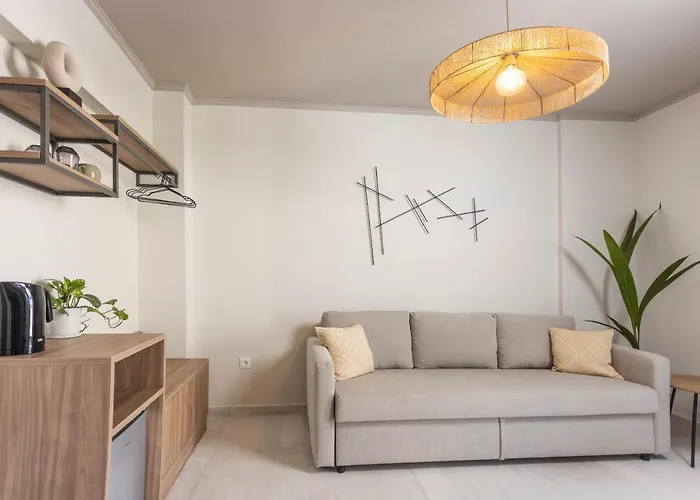 Noemie Premium Pefkochori
