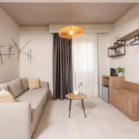 בית הארחה Noemie Premium 4*