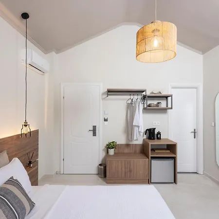 Noemie Premium 3* Pefkochori